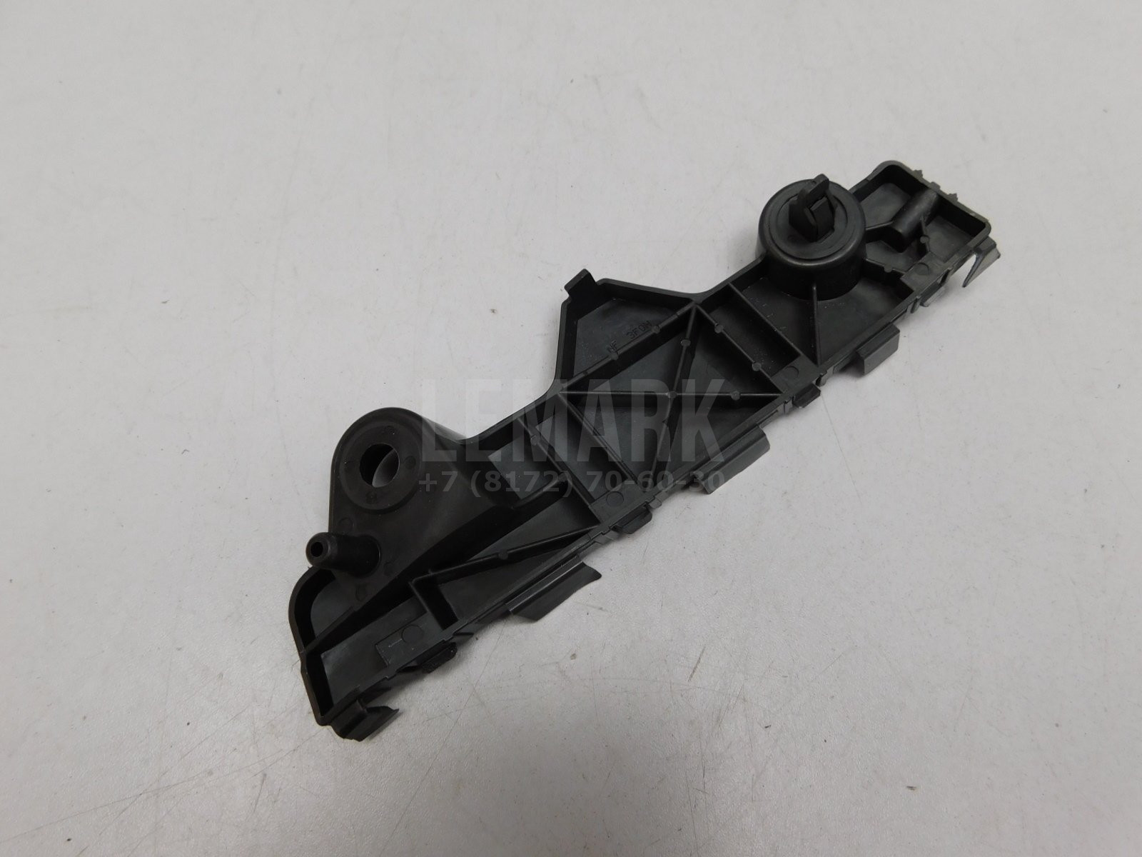 Кронштейн переднего бампера Mazda 2 2007> D652500U1A