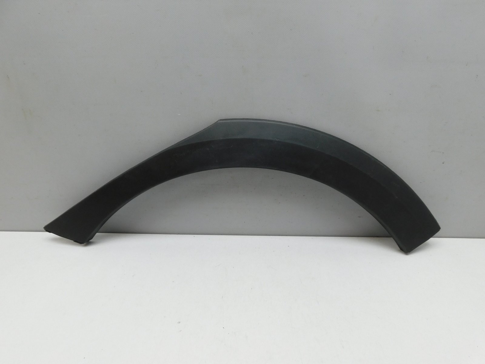 Накладка крыла заднего  левого Kia Rio 2017>