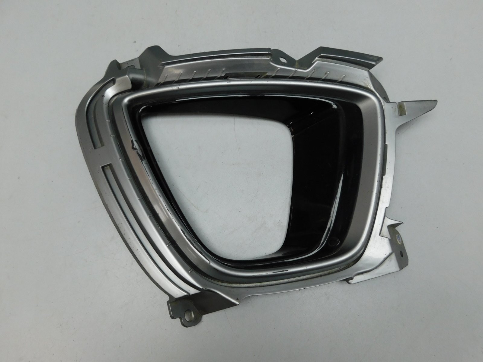 Решетка в бампер правая Kia Sorento Prime 2015>