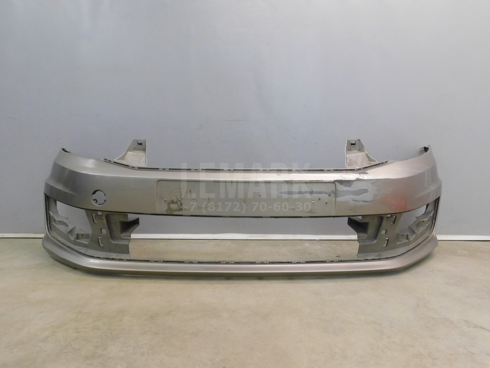 Бампер передний Volkswagen Polo Sedan 2011-2020 6RU807221A