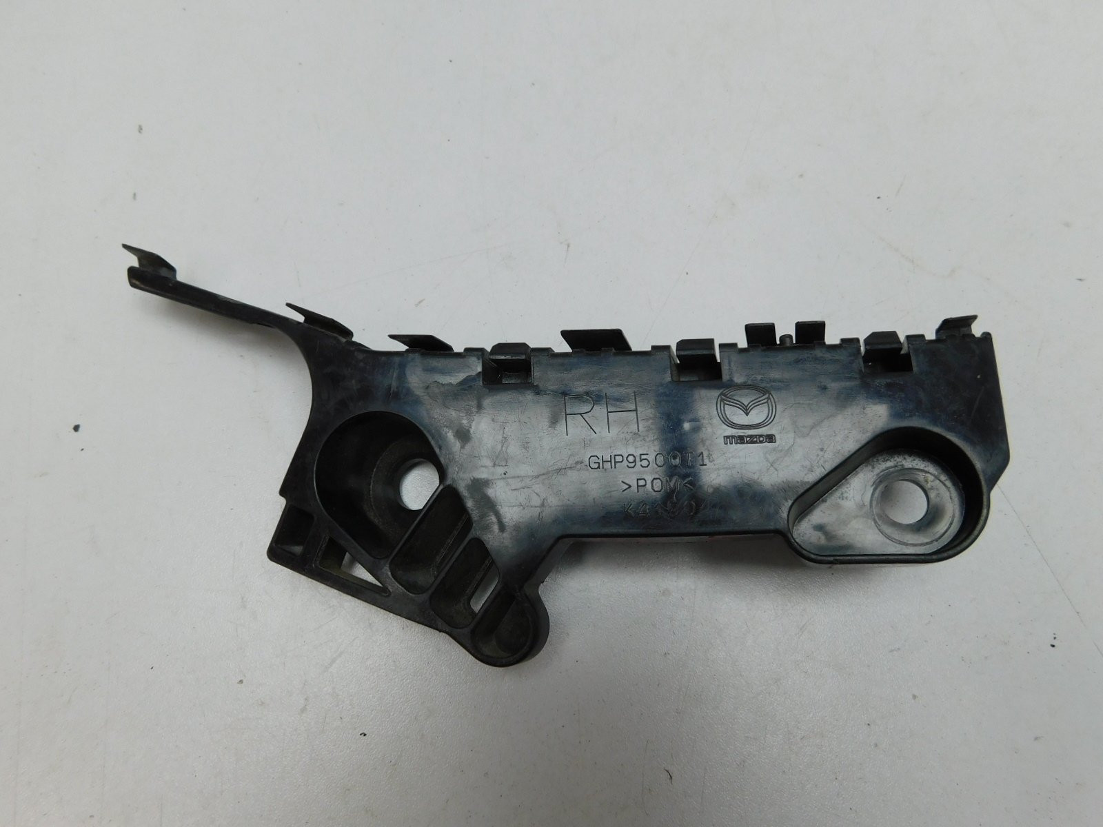 Направляющая переднего бампера Mazda 6 (GJ/GL) 2013>