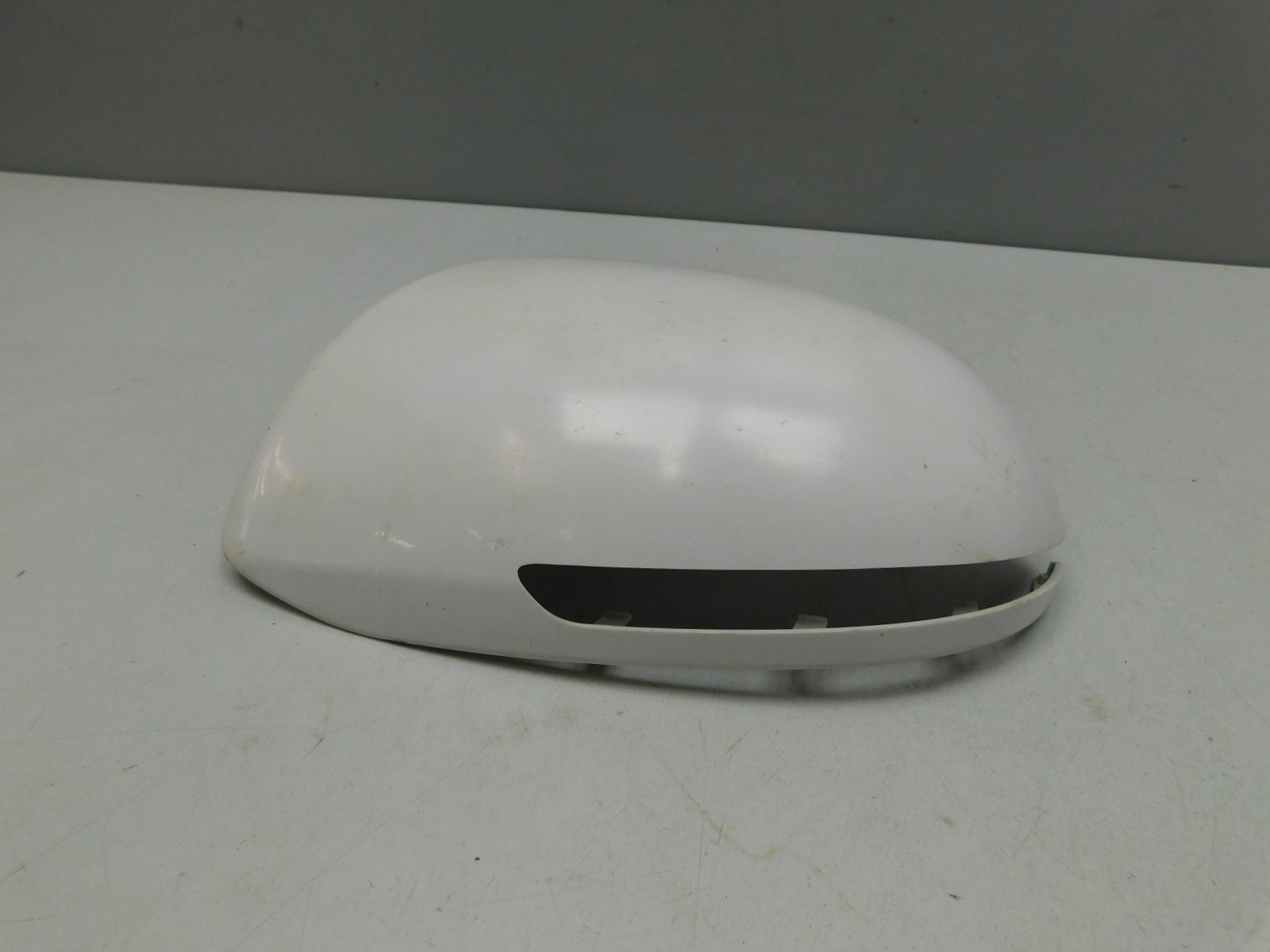 Накладка зеркала левого Kia Rio 2011>