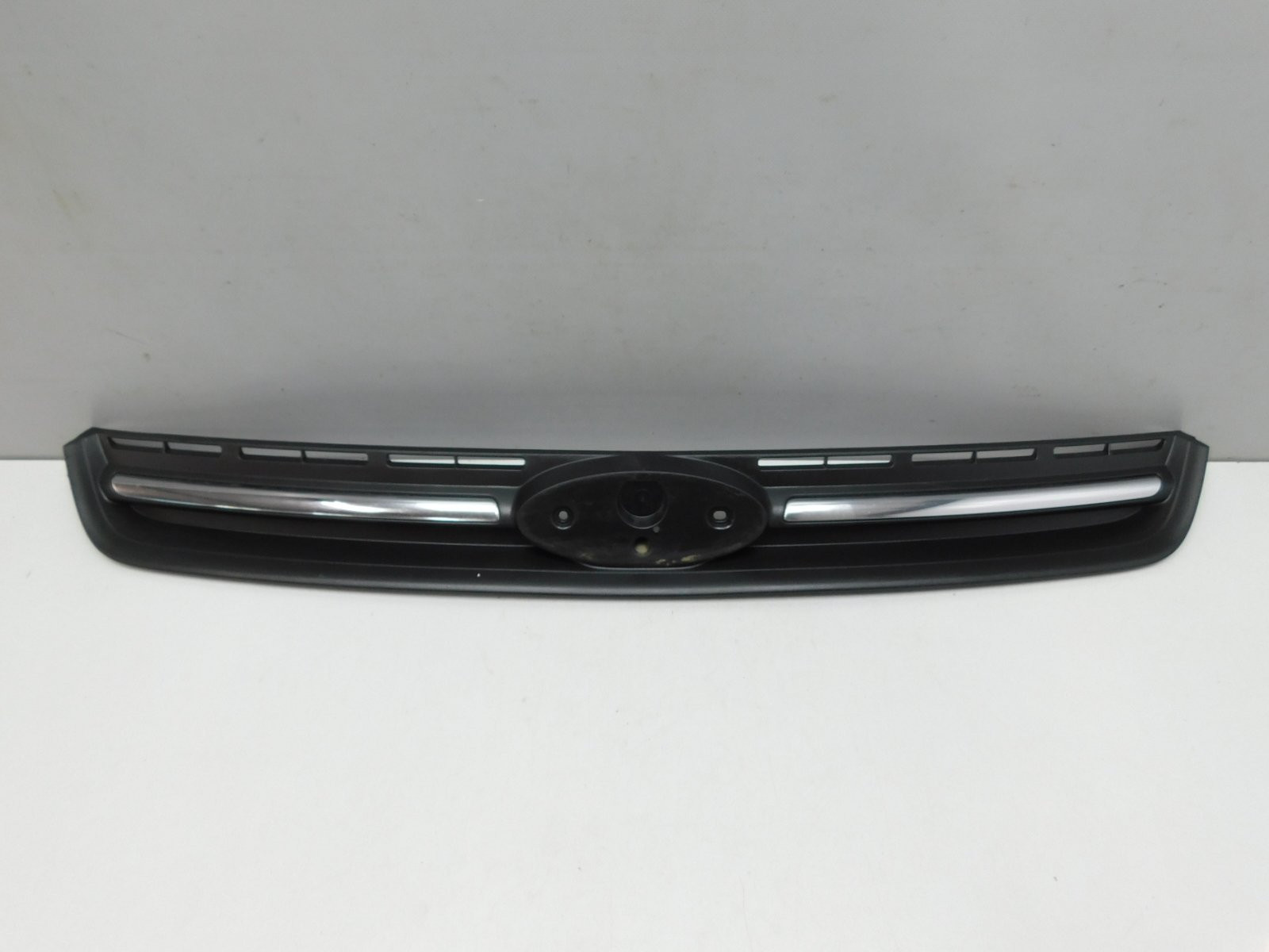 Решетка радиатора Ford Kuga 2012>