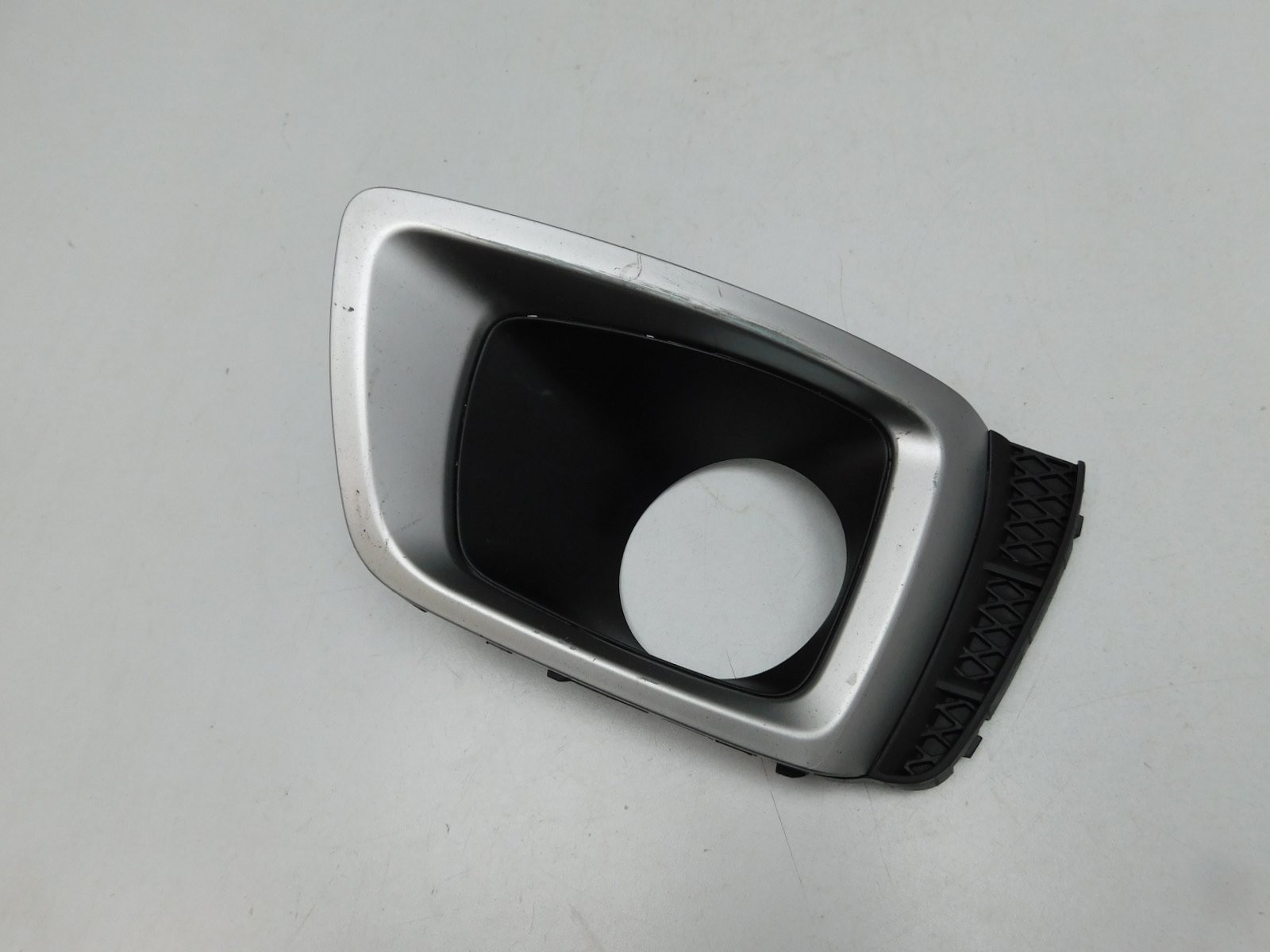 Рамка для противотуманных фар Subaru Forester (S13) 2012>