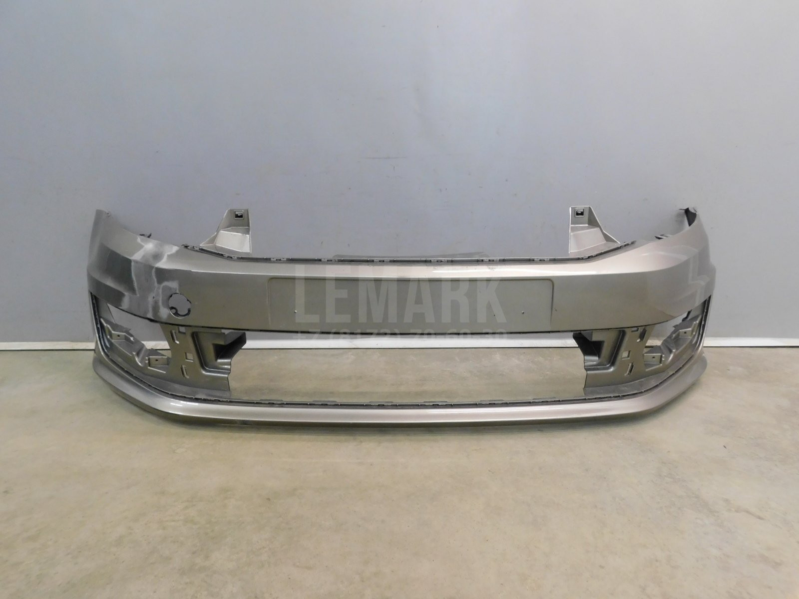 Бампер передний Volkswagen Polo Sedan 2011-2020 6RU807221A