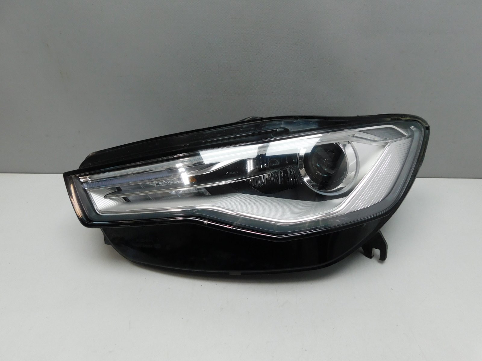 Фара левая Audi A6 [C7,4G] 2011-2018