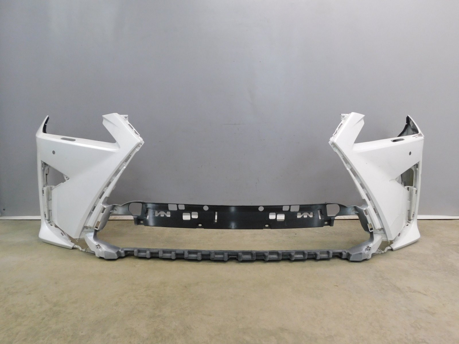 Бампер передний Lexus RX IV 2015>