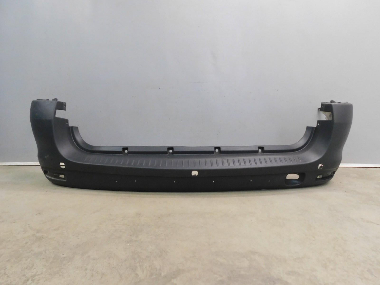 Бампер задний VAZ Lada Largus 2011>