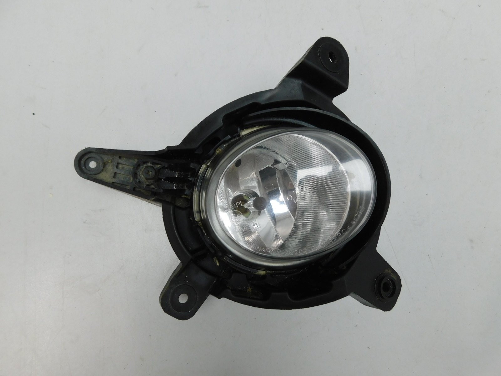 Фара противотуманная правая Kia Sportage 2004>