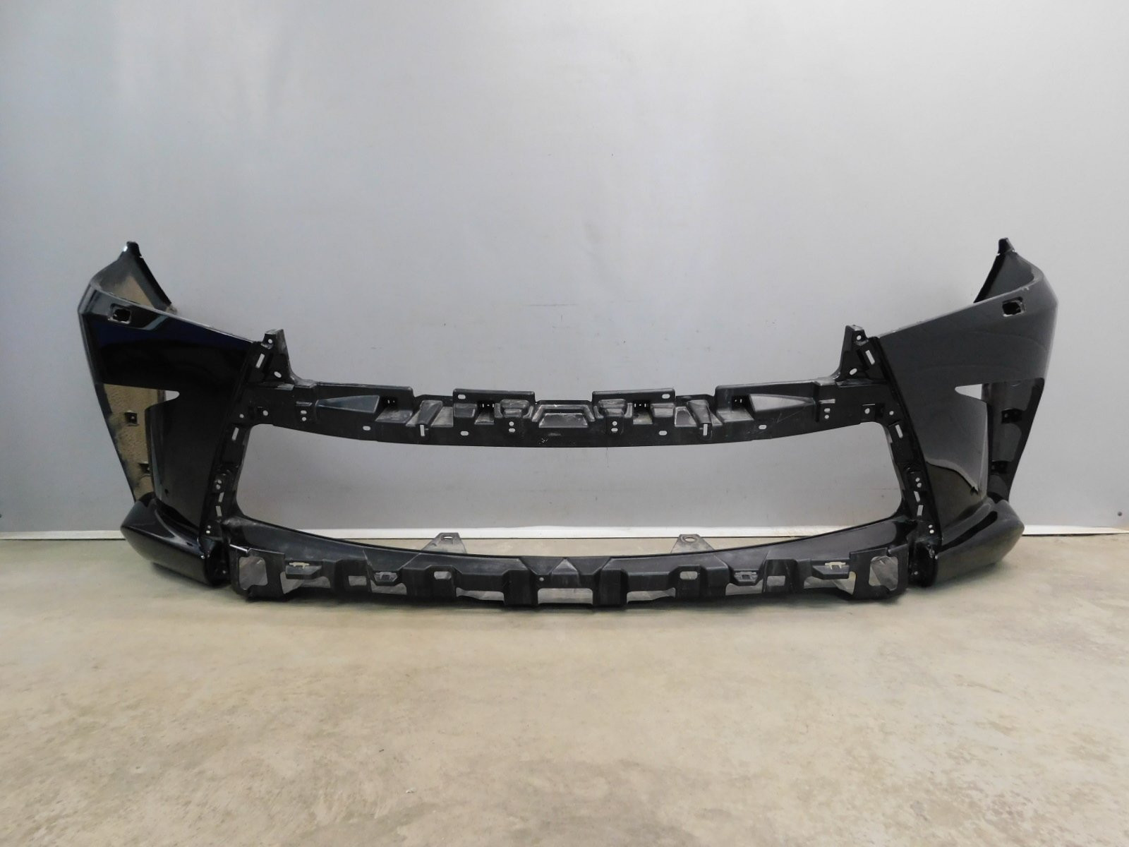 Бампер передний Lexus LX 570 (URJ200) 2007>