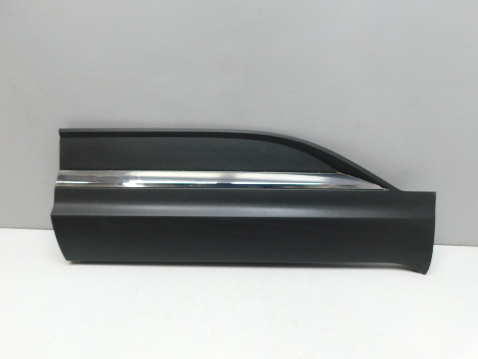 Накладка двери задней левой Renault Koleos 2017>