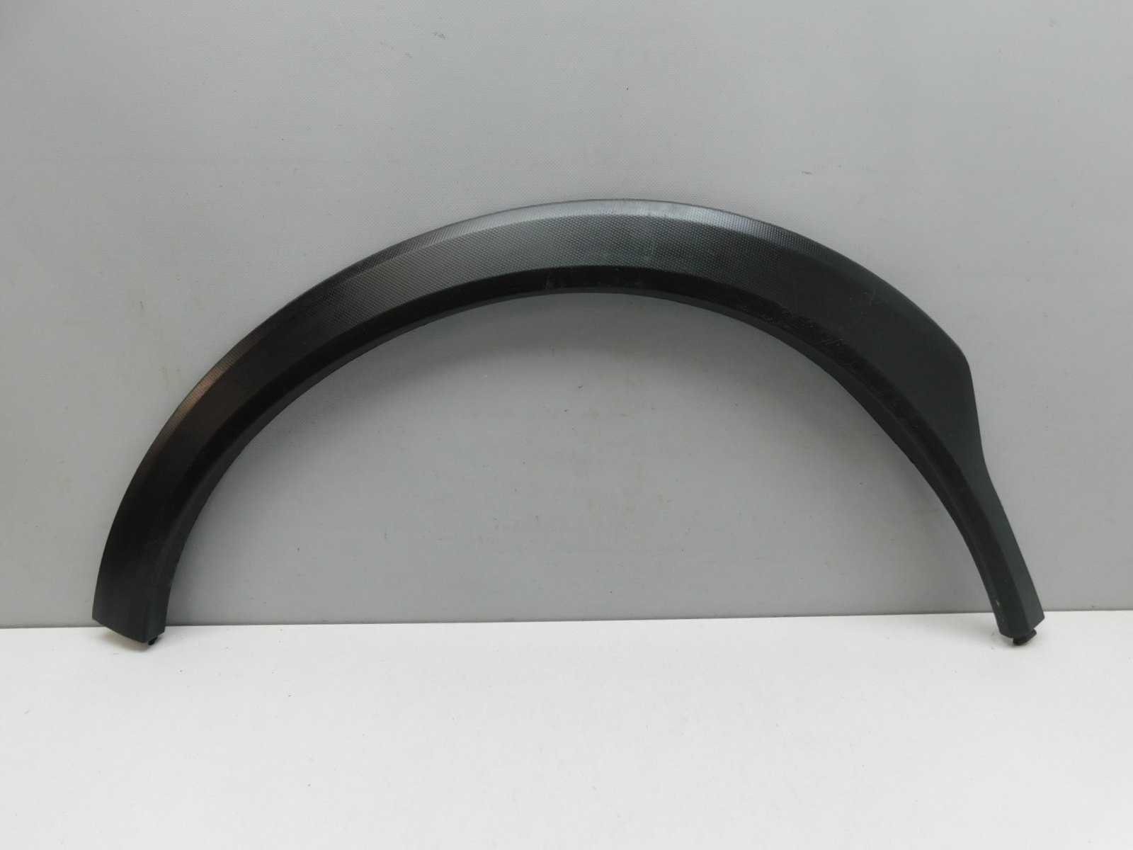 Накладка крыла переднего левого Subaru XV 2011-2017