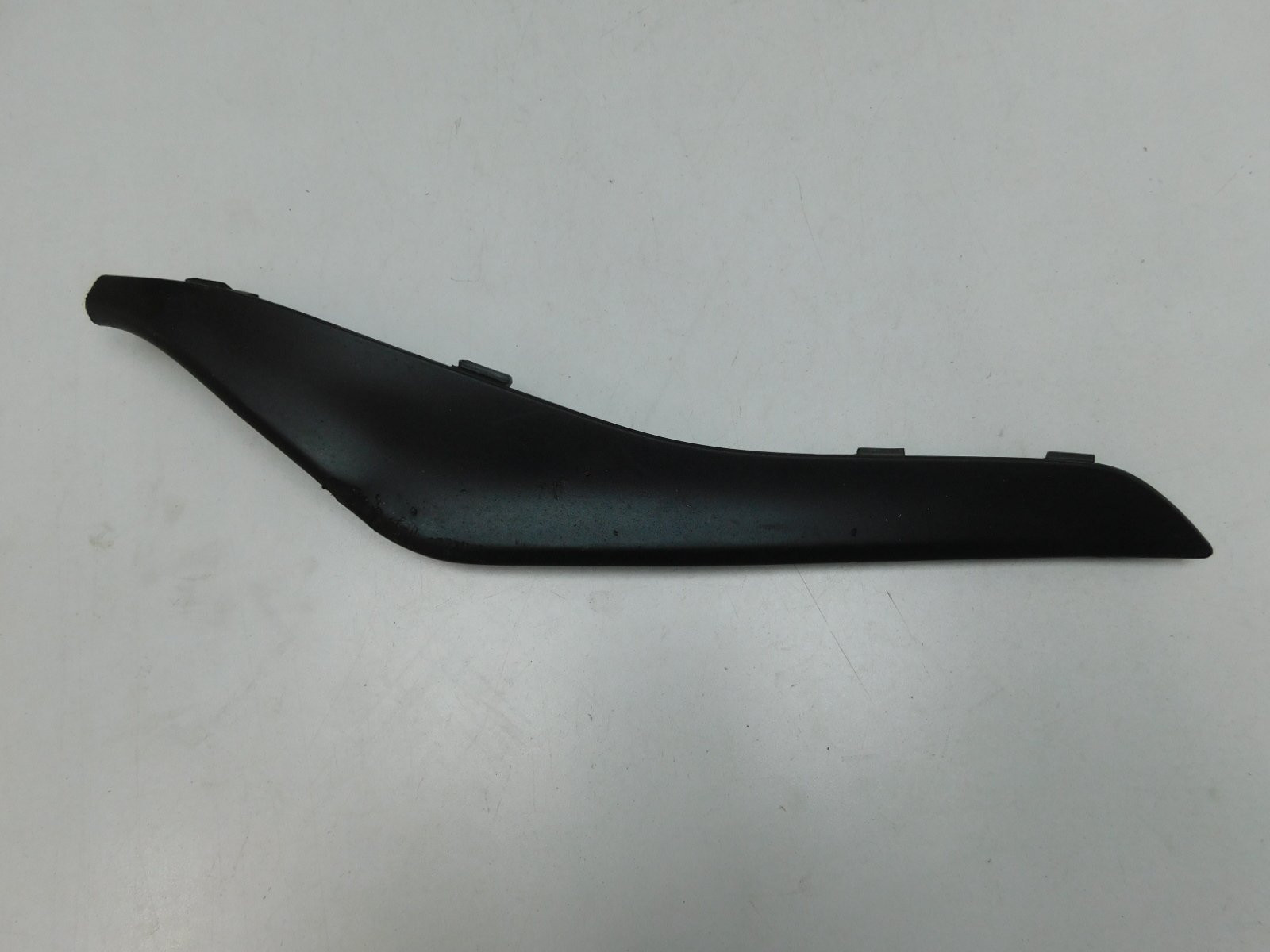 Накладка переднего бампера Volvo XC60 2008-2017