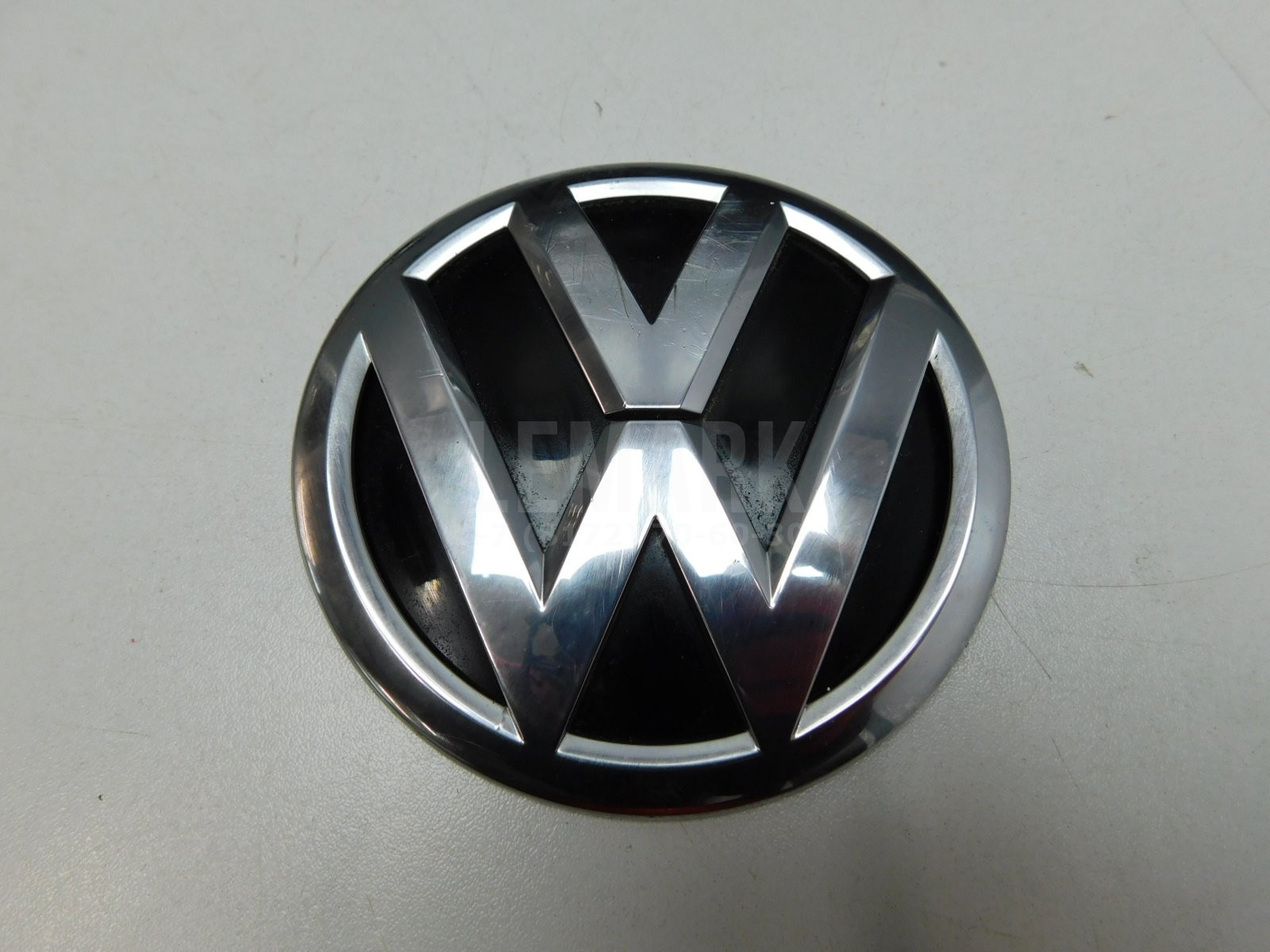 Эмблема Volkswagen Polo Sedan 2011-2020 6C0853630A