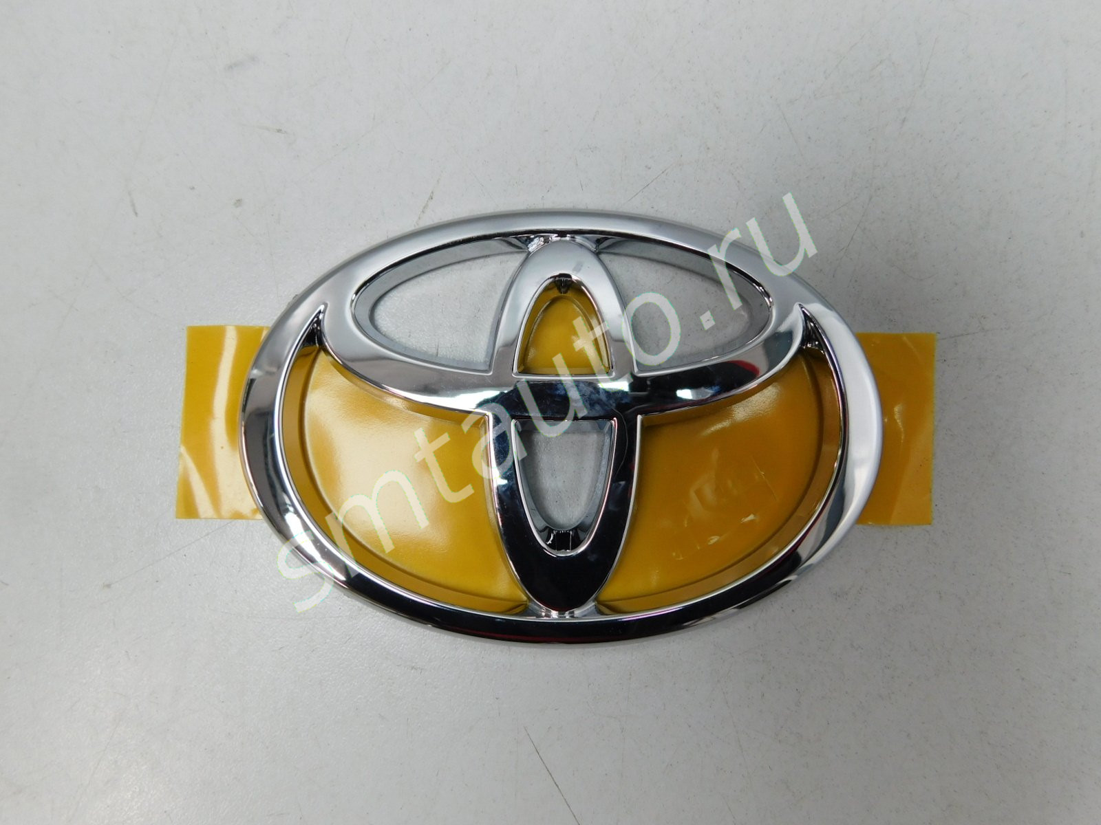 Эмблема для Toyota RAV 4 2000-2005, OEM 7547142020 (фото)
