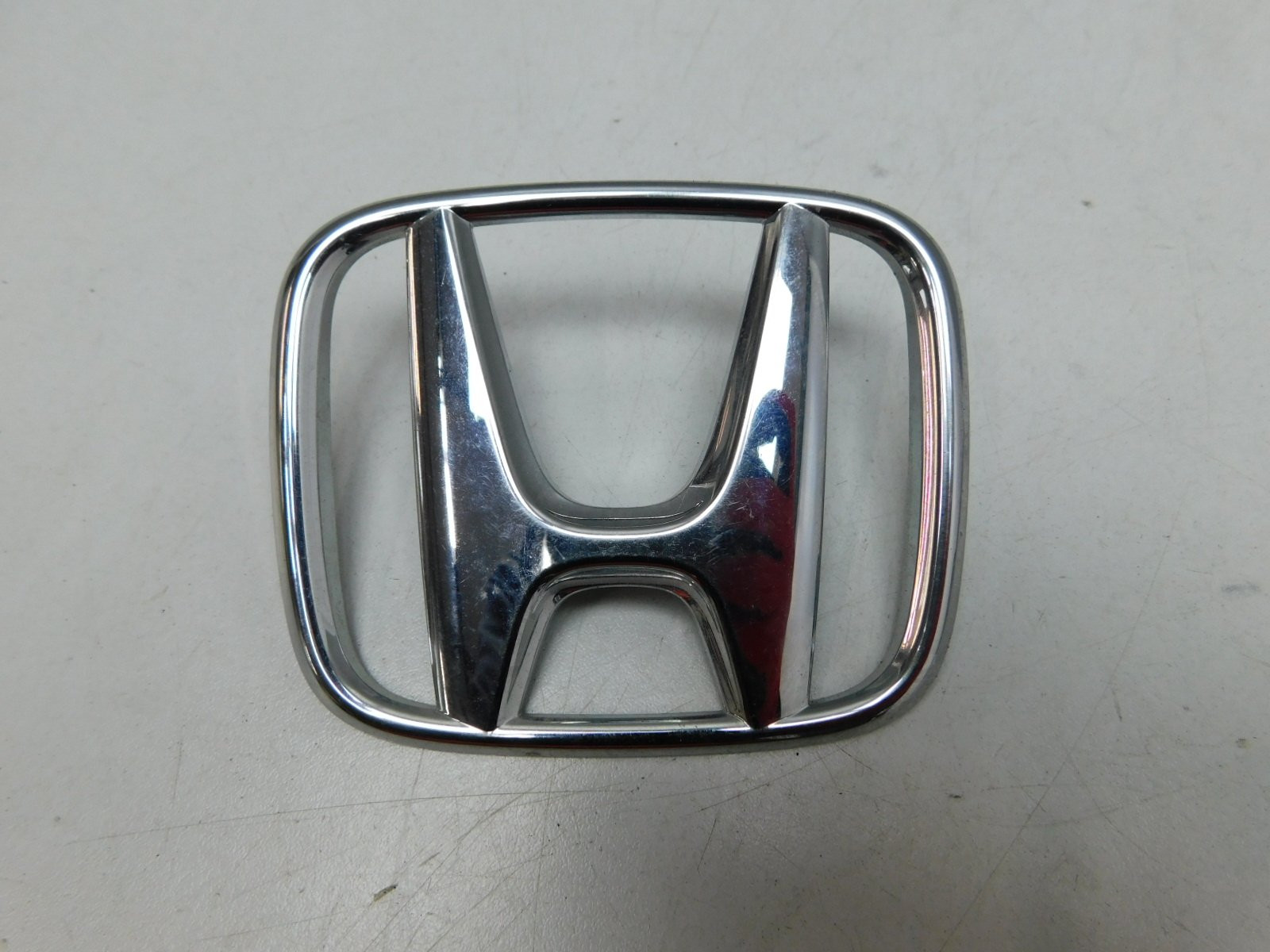 Эмблема Honda Civic 4D 2006-2012