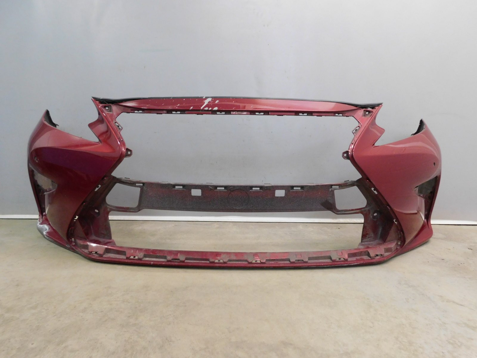 Бампер передний Lexus ES 2012-2018