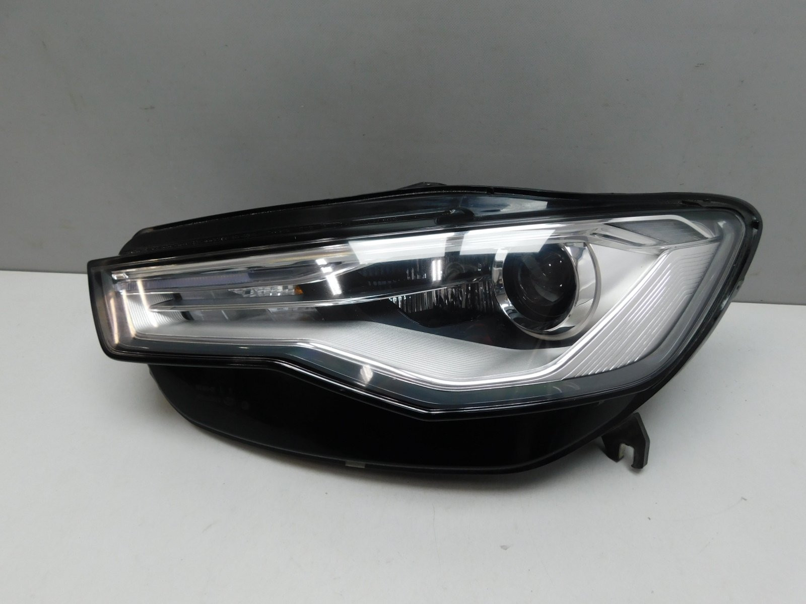 Фара левая Audi A6 [C7,4G] 2011-2018