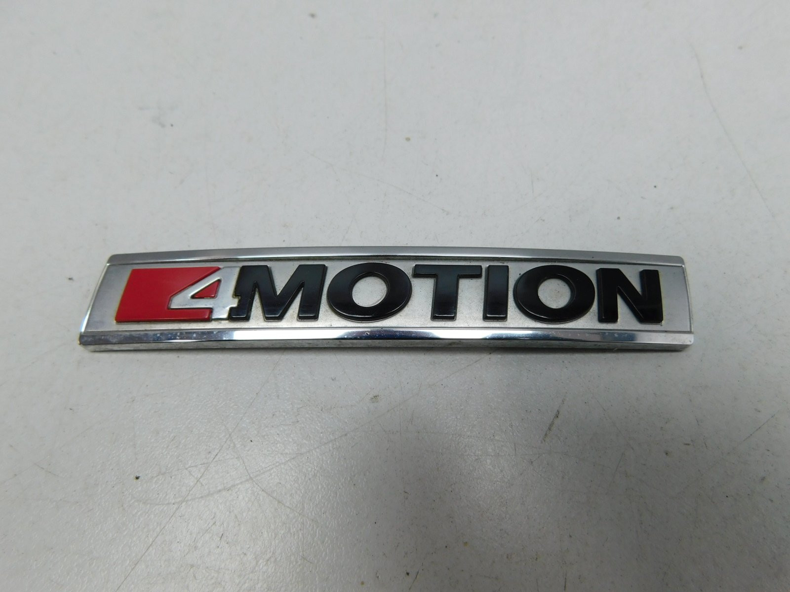 Эмблема Volkswagen Tiguan 2017>