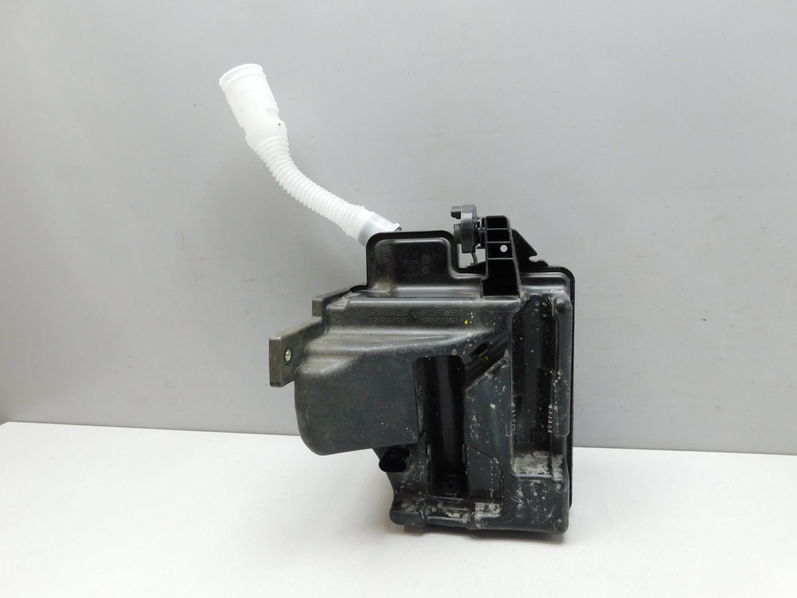 Бачок омывателя лобового стекла Skoda Fabia 2007-2015