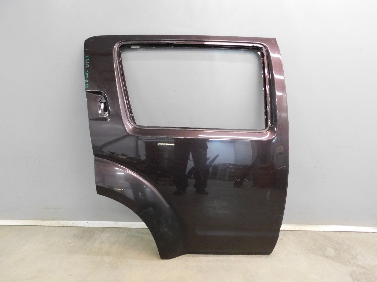 Дверь задняя правая Nissan Pathfinder 2004-2014