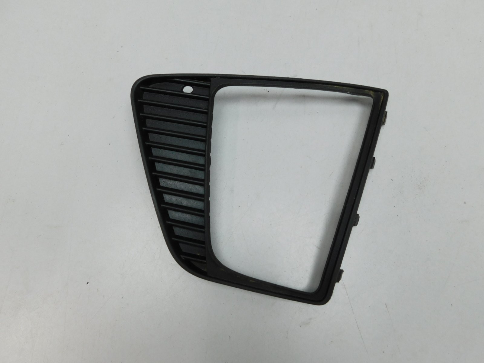 Решетка в бампер левая Hyundai Creta 2016>