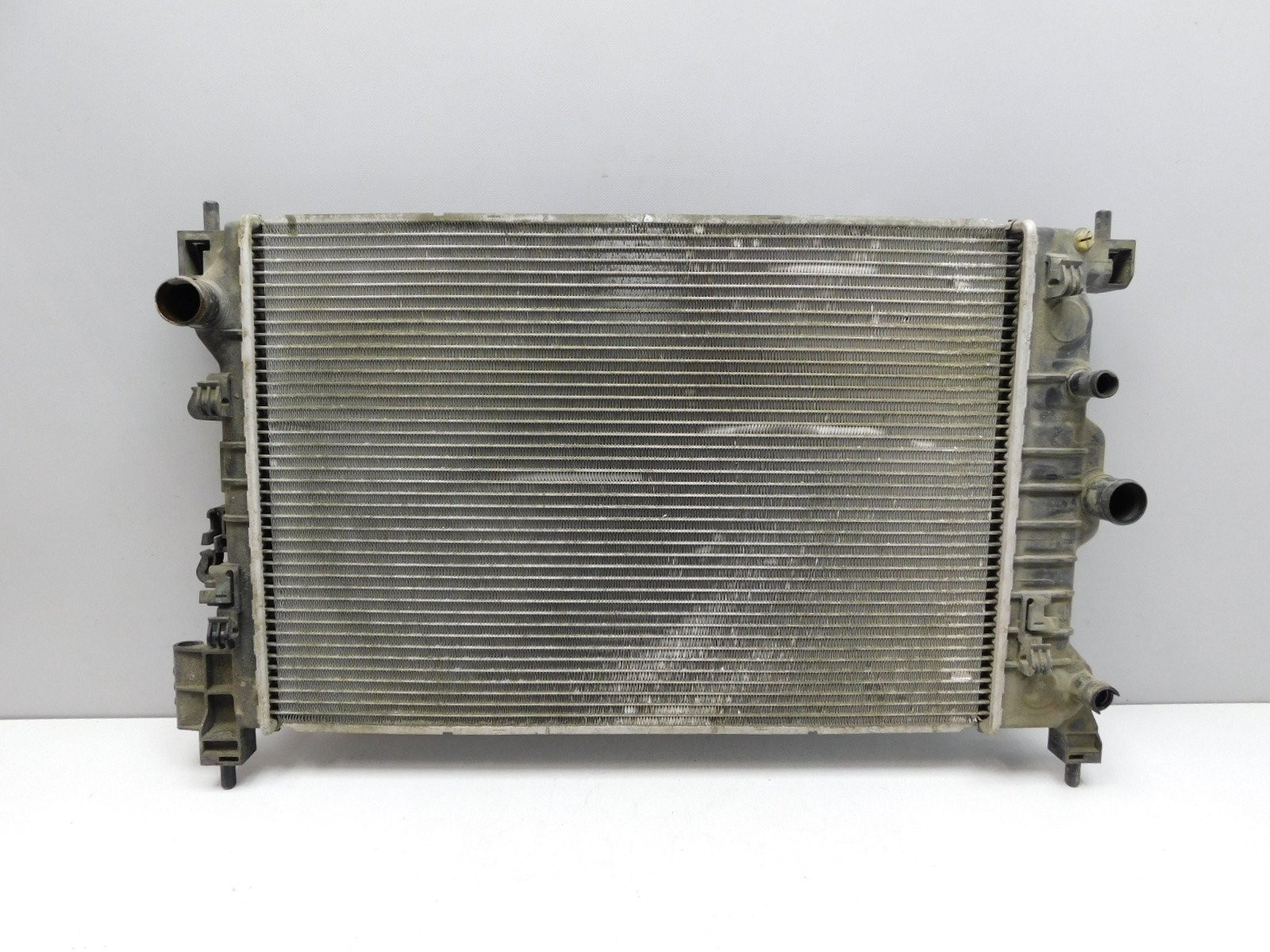 Радиатор охлаждения Chevrolet Aveo (T300) 2011>