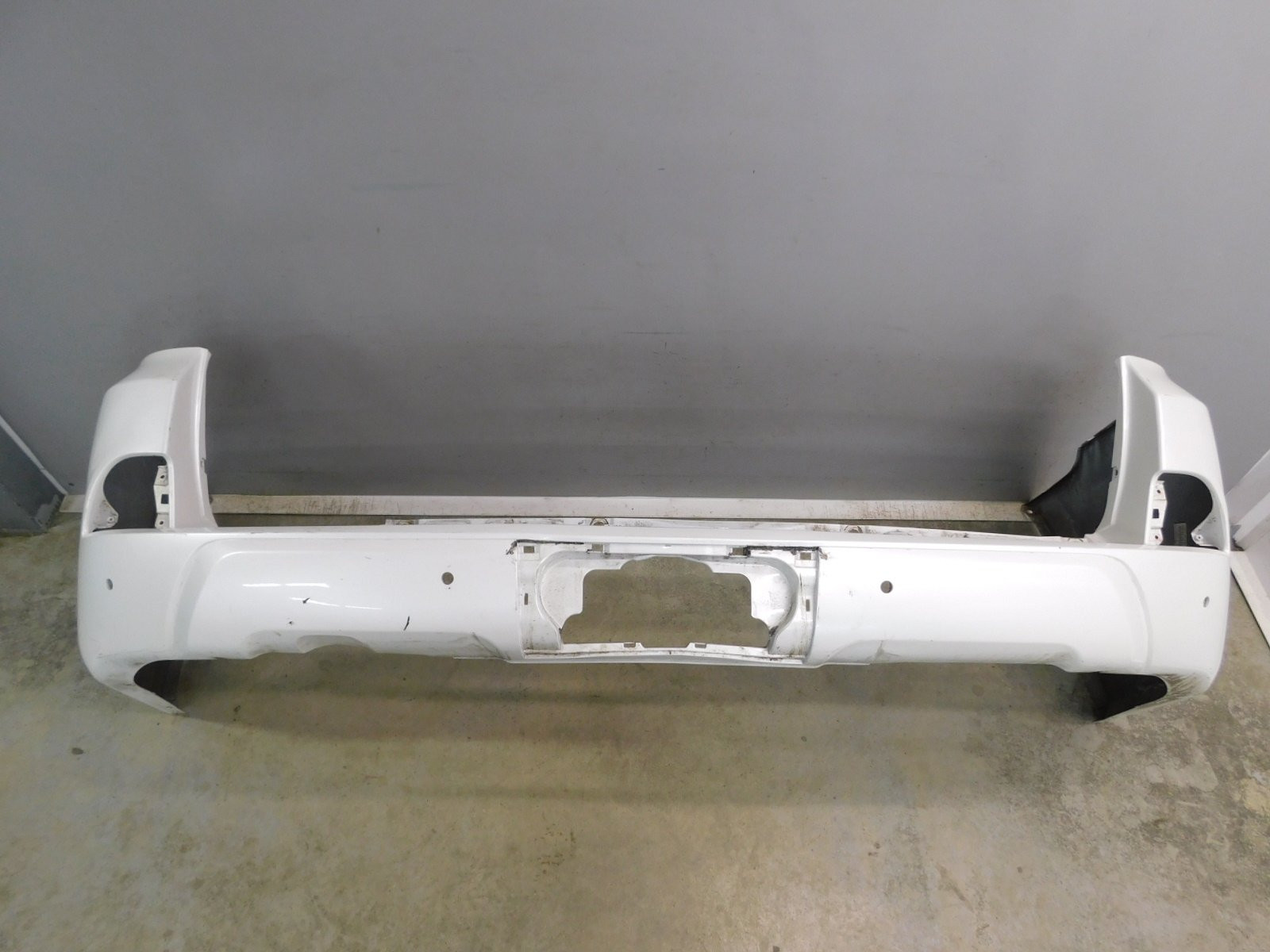 Бампер задний Lexus LX 570 (URJ200) 2007>