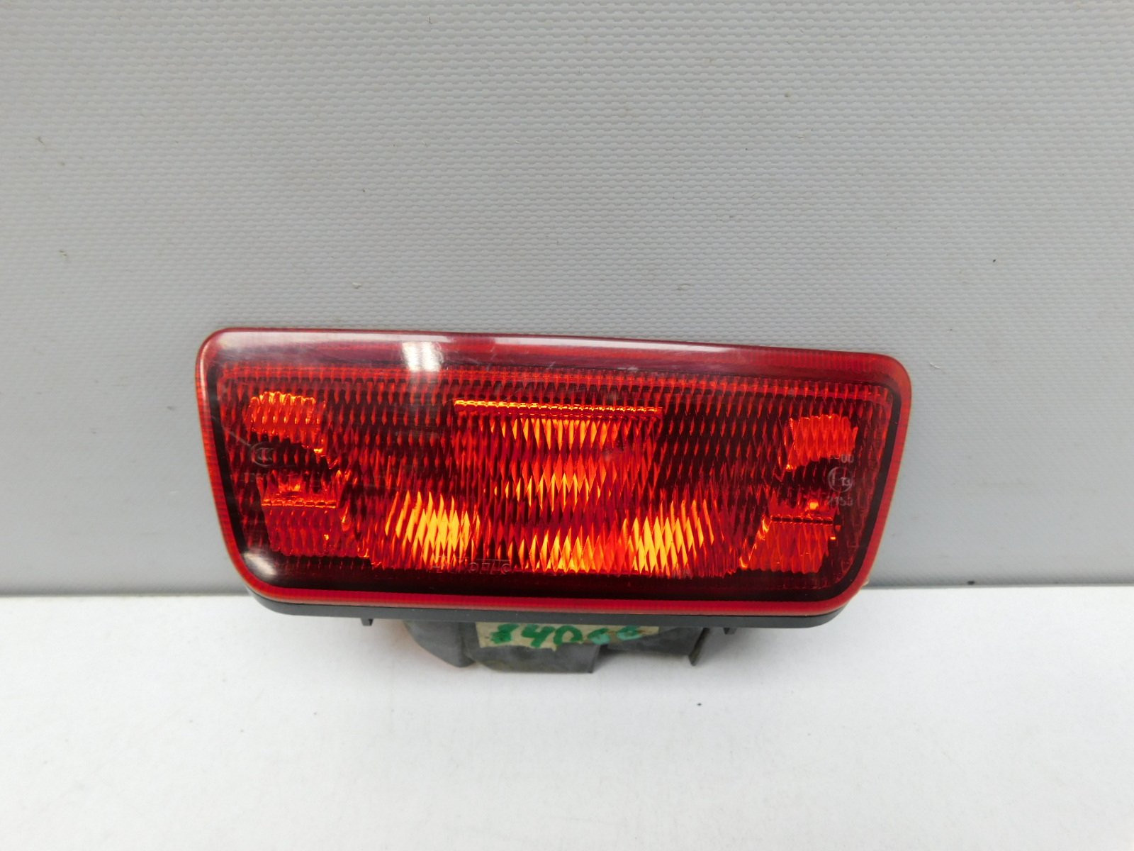 Фонарь задний в бампер Nissan Juke 2011>