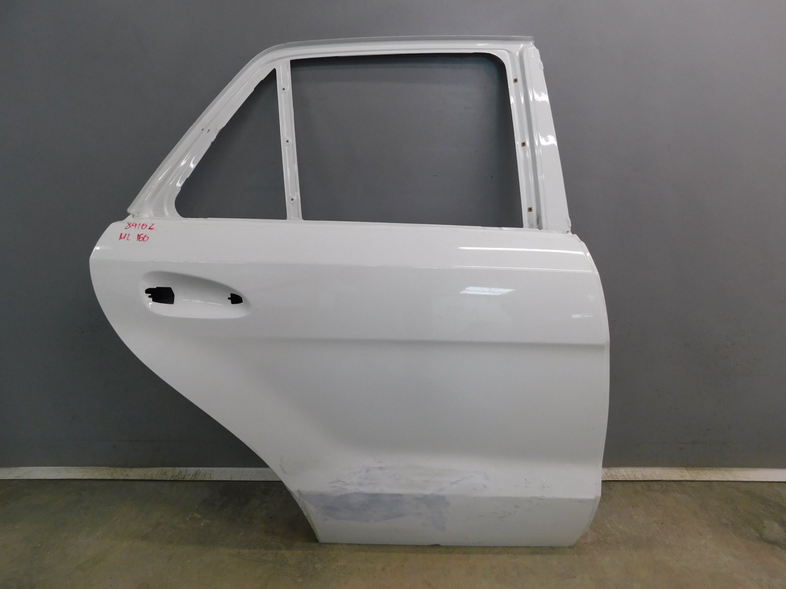 Дверь задняя правая Mercedes-Benz M-Klasse (ML/GLE) W166 2011>