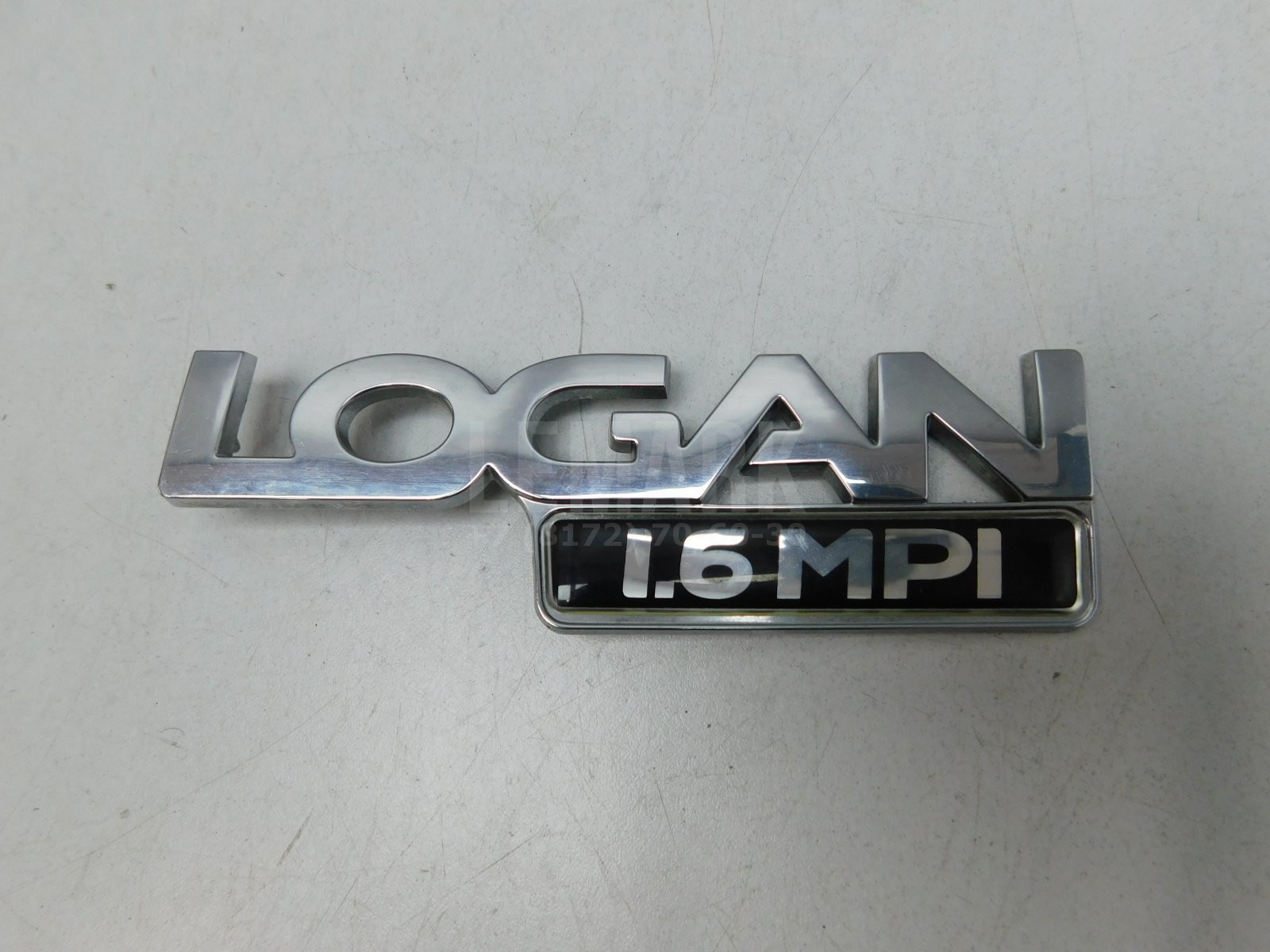 Эмблема Renault Logan 2005> 8200430225