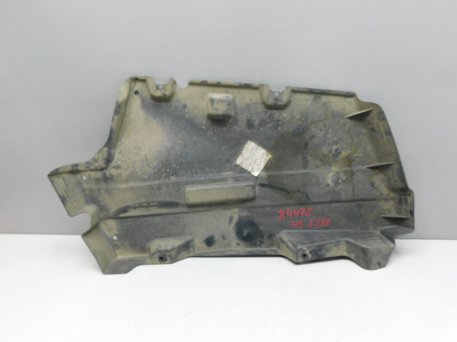 Пыльник Mercedes-Benz E-klasse C238 Coupe 2017>