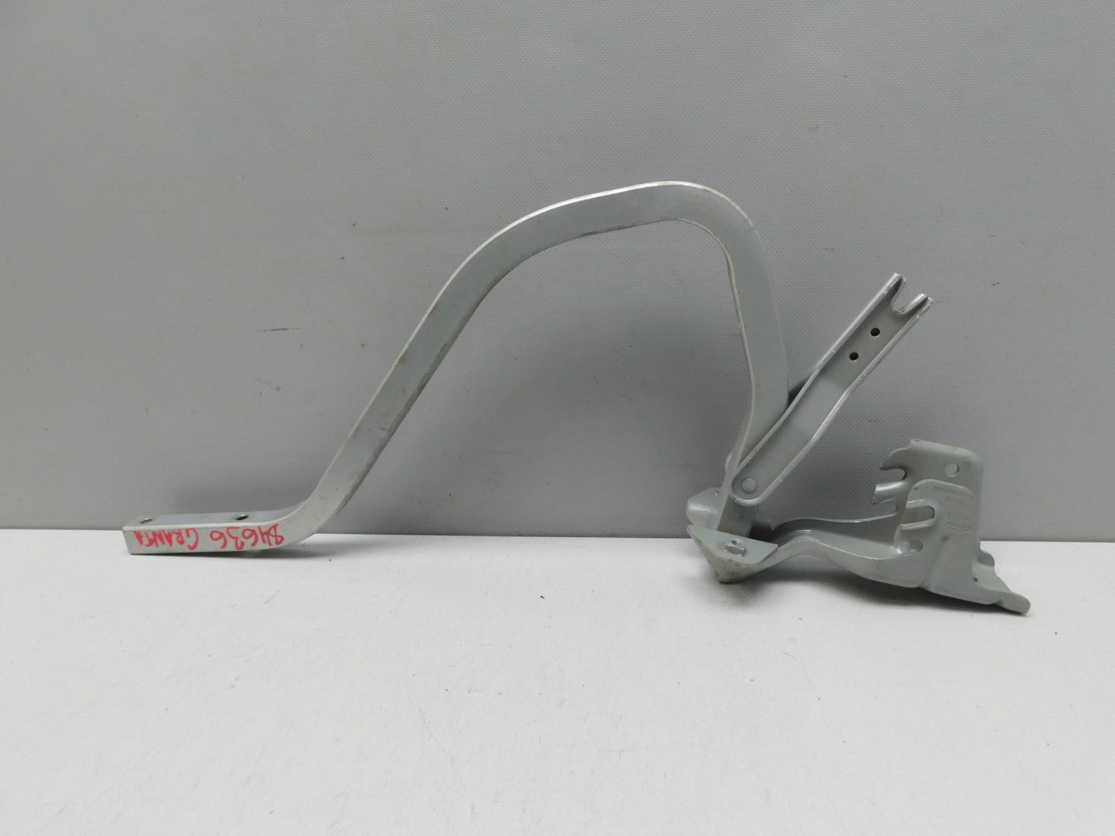 Петля крышки багажника VAZ Lada Granta 2011>