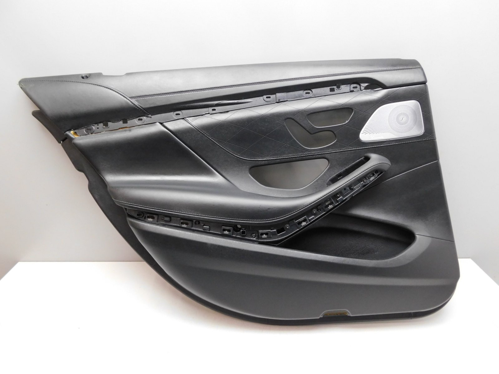 Обшивка двери задней левой Mercedes-Benz S-Klasse W222 2013>