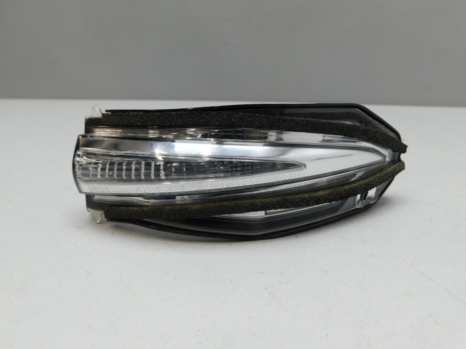 Повторитель указателя поворота Toyota RAV 4 2013-2019