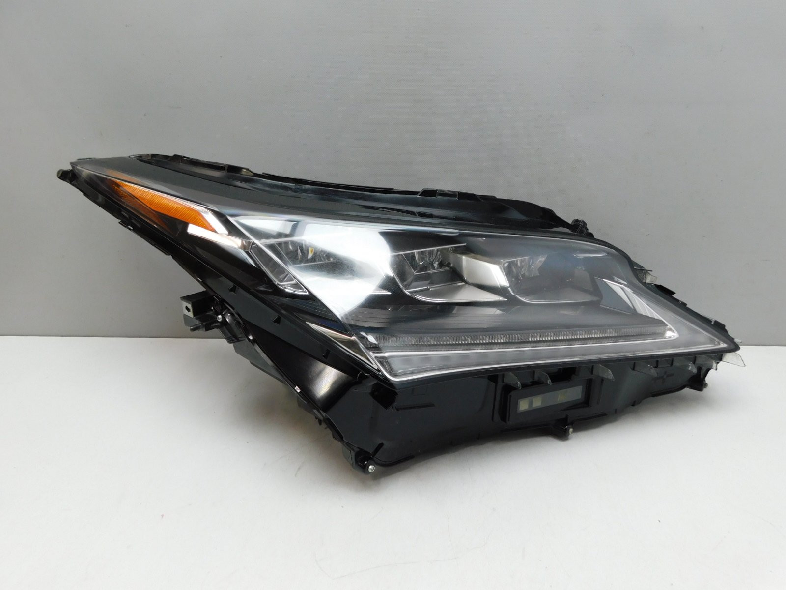 Фара правая Lexus RX IV 2015>