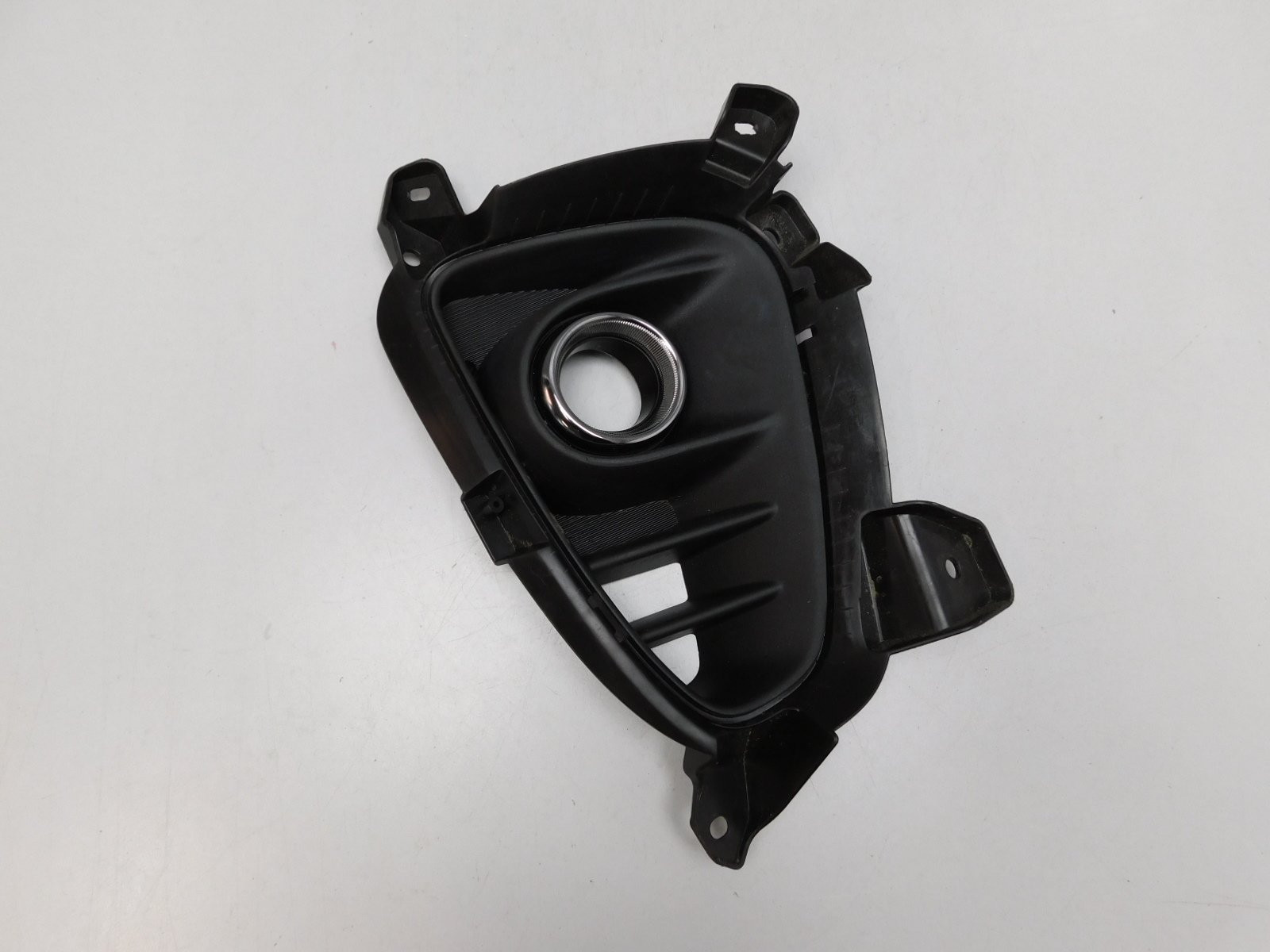 Решетка в бампер правая Kia Sorento Prime 2015>