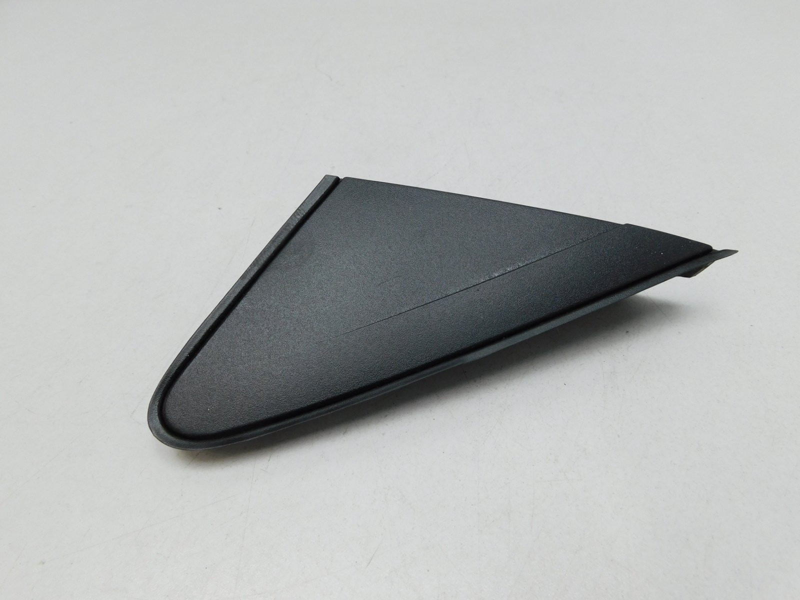 Накладка крыла переднего правого Chevrolet Cruze 2009>