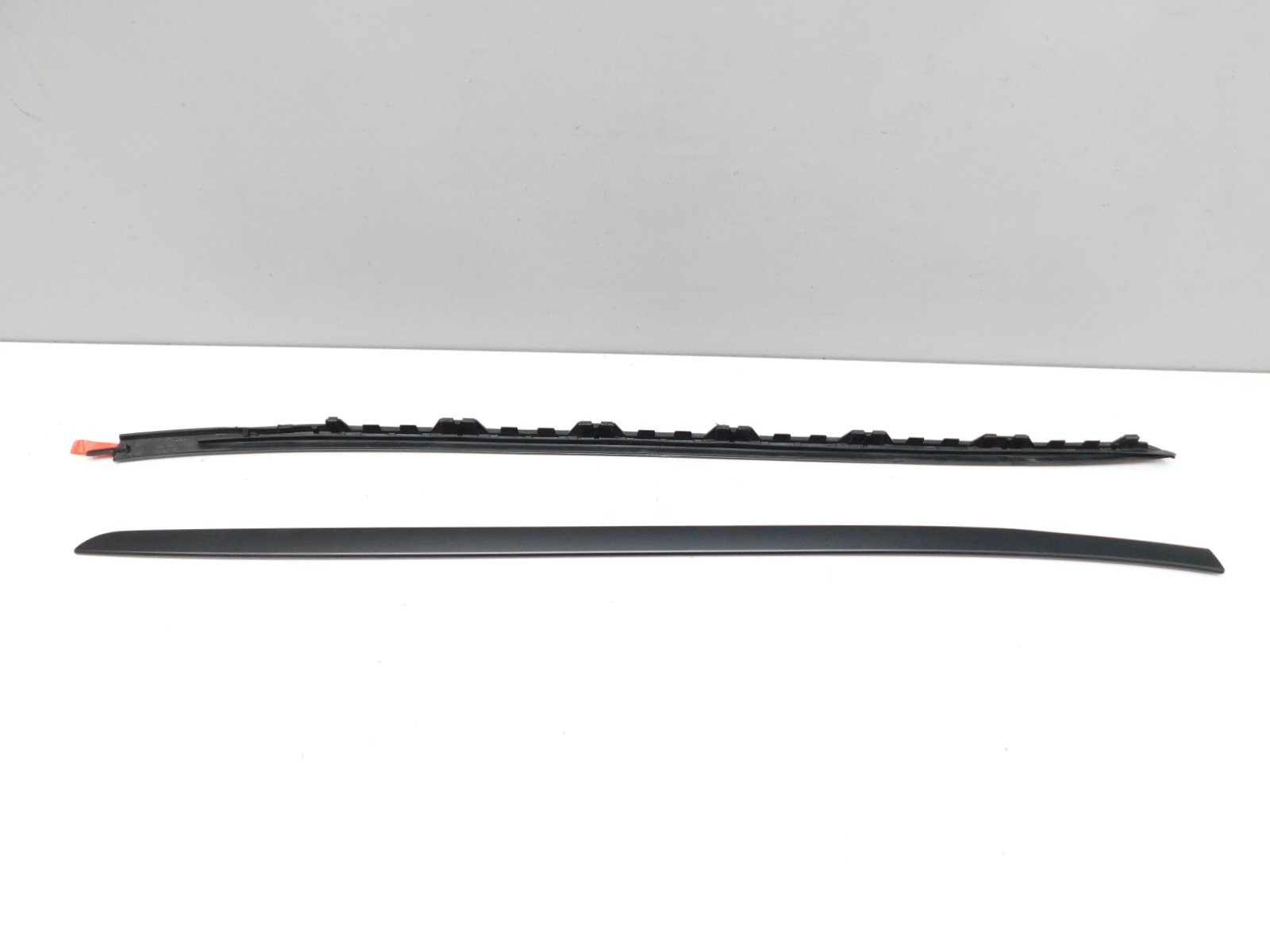 Молдинг лобового стекла BMW X5 F15 2013-2018