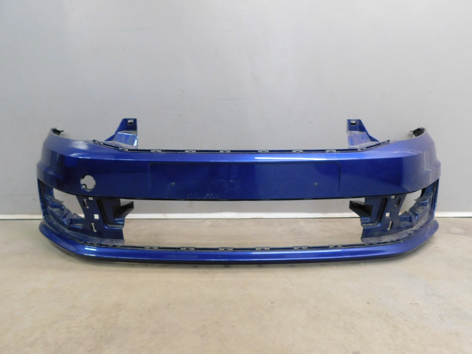 Бампер передний Volkswagen Polo Sedan 2011-2020