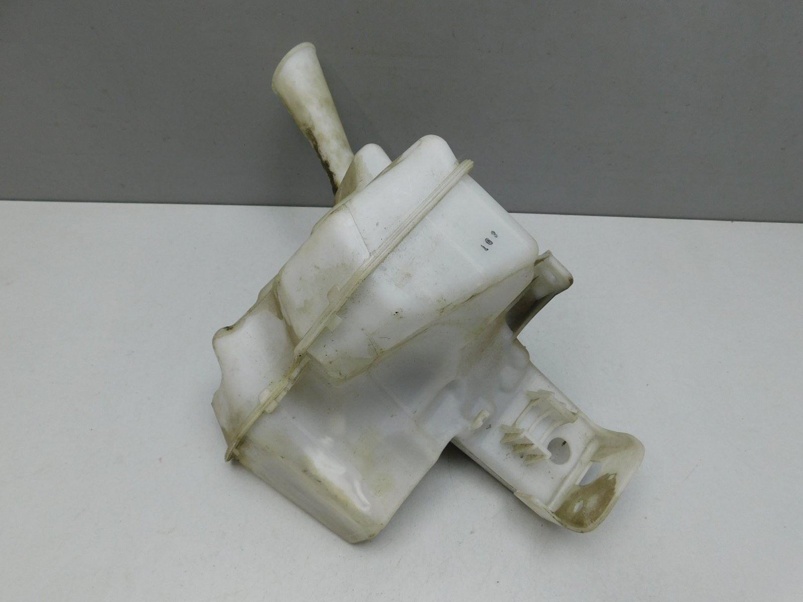 Бачок омывателя лобового стекла Hyundai Solaris 2010-2017