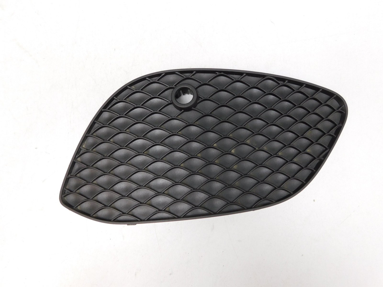 Решетка в бампер правая Mercedes-Benz GLC-Class X253 2015>