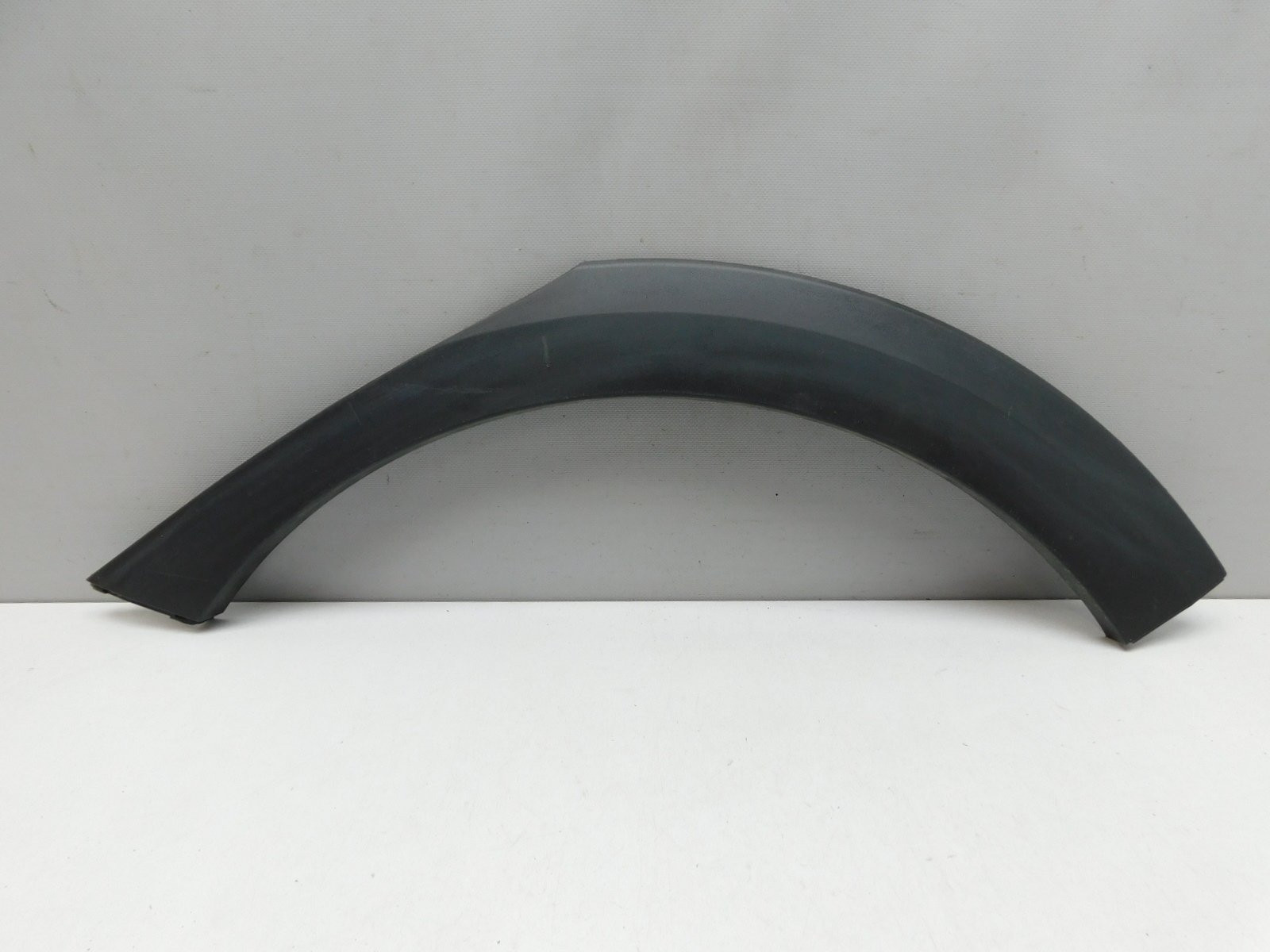 Накладка крыла заднего  левого Kia Rio 2017>