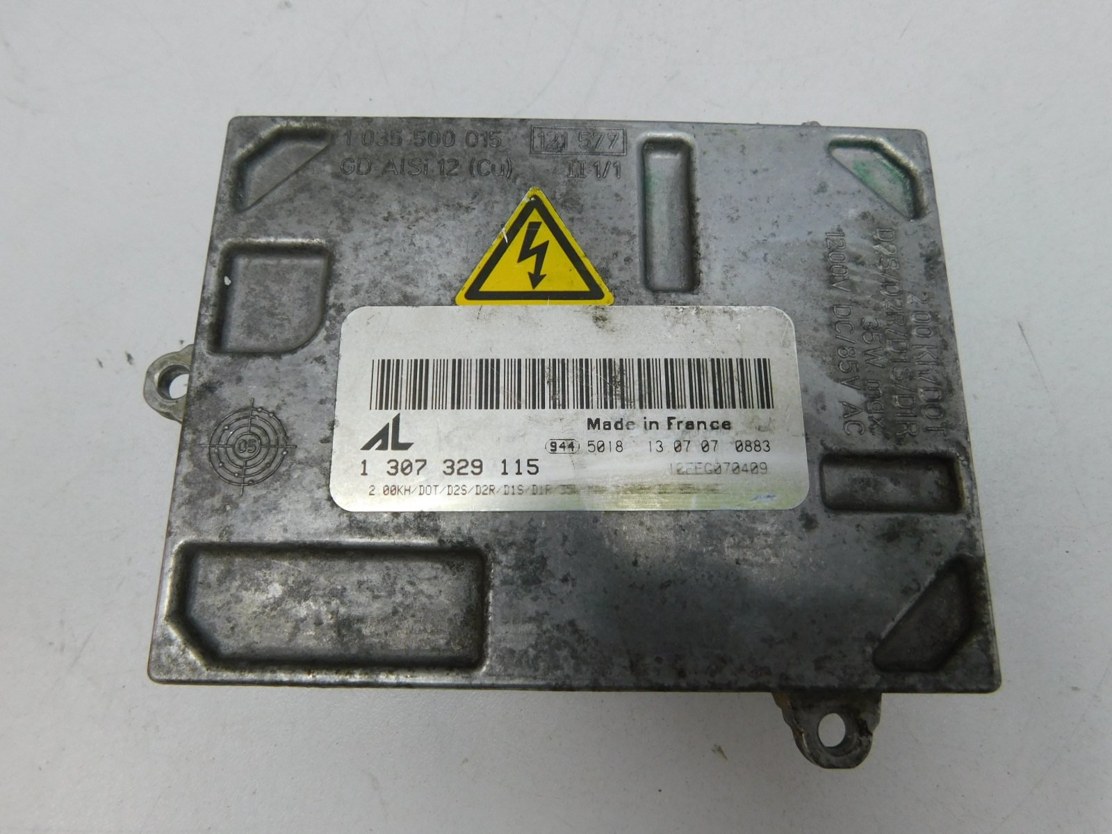 Блок розжига ксеноновой лампы Audi A4 2005-2007