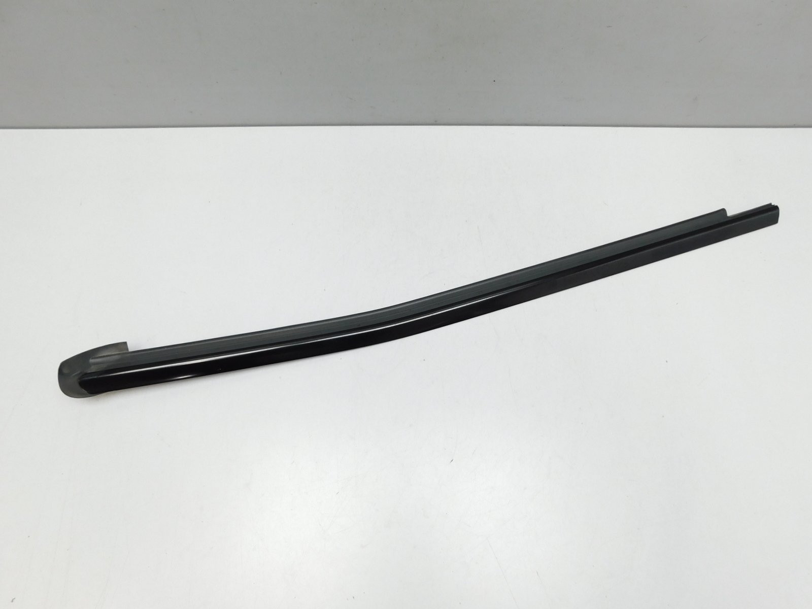 Молдинг двери задней левой Mercedes-Benz GL/GLS-klasse X166 2012>