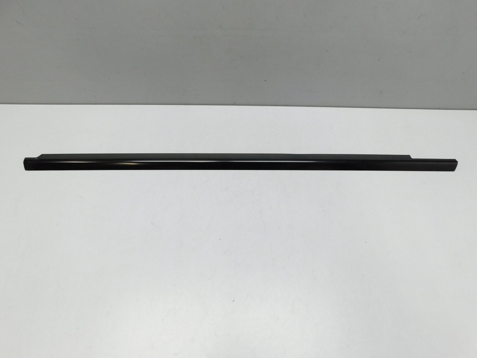 Молдинг двери передней левой Mercedes-Benz M-Klasse (ML/GLE) W166 2011>