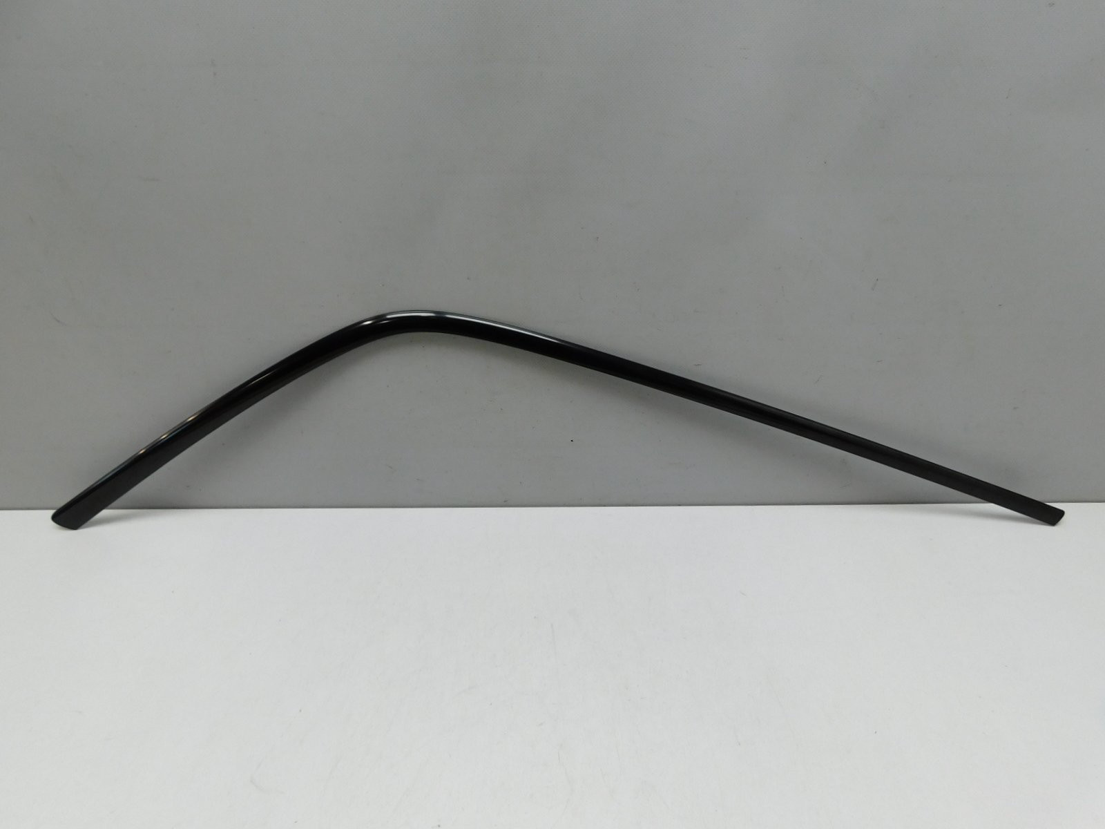 Молдинг двери задней левой Mercedes-Benz GL/GLS-klasse X166 2012>