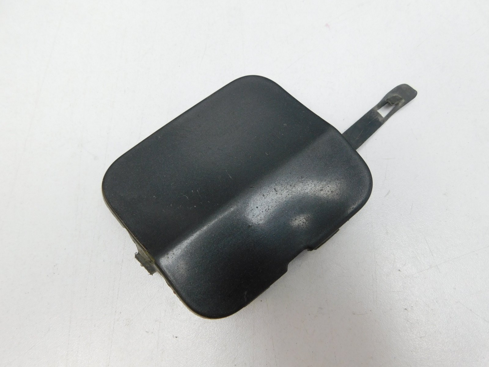 Заглушка буксировочного крюка Renault Logan 2005>