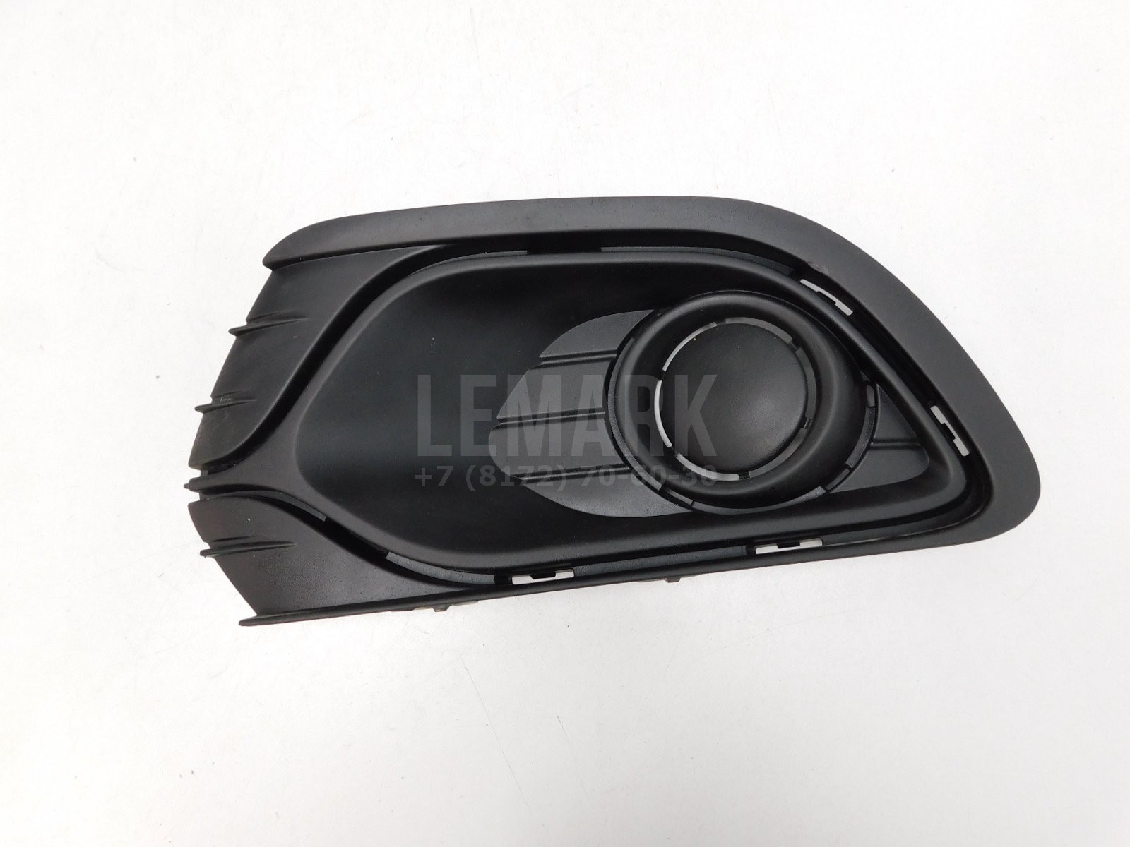 Решетка в бампер левая Renault Logan II 2014> 263363542R