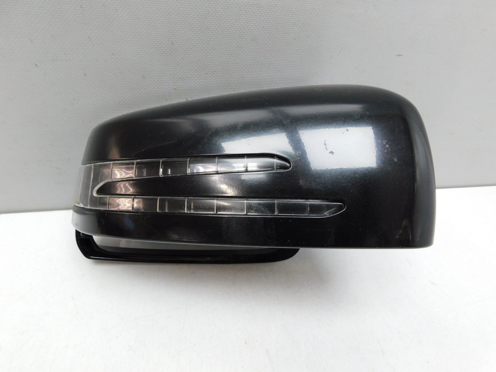 Накладка зеркала правого Mercedes-Benz E-Klasse W212 2009>